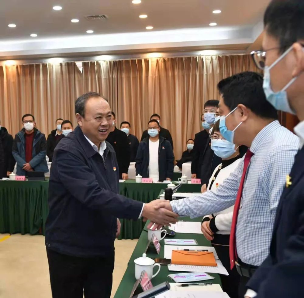 会上,徐春,封有财等国家部委援助干部,钟方成,王婷等浙江援助干部,史