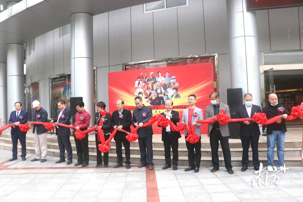 阳江画家郑海鸥艺术作品展在市美术馆展出展出书画及陶瓷作品173幅