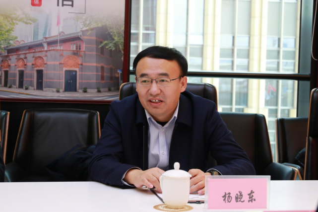 杨晓东济宁市投资促进局局长杨晓东介绍了济宁市在大项目招商,县域