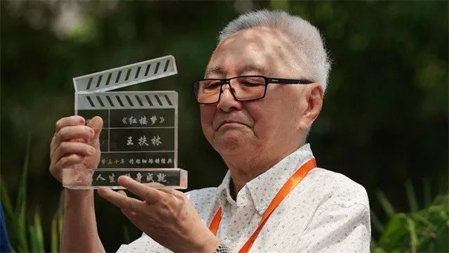 王扶林陈晓旭不够漂亮演技也不够好但有一点很特别