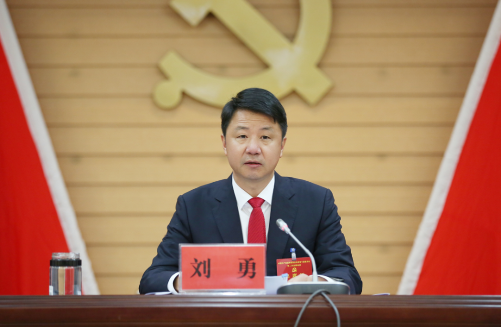 刘勇推动党中央决策部署省委工作安排和州委具体要求落细落实以优异