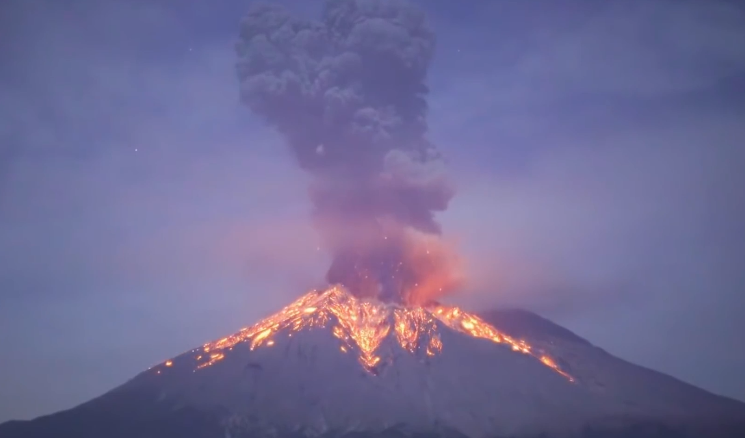 世界火山蠢蠢欲动富士山即将爆发黄石火山警戒状态人类还能生存吗
