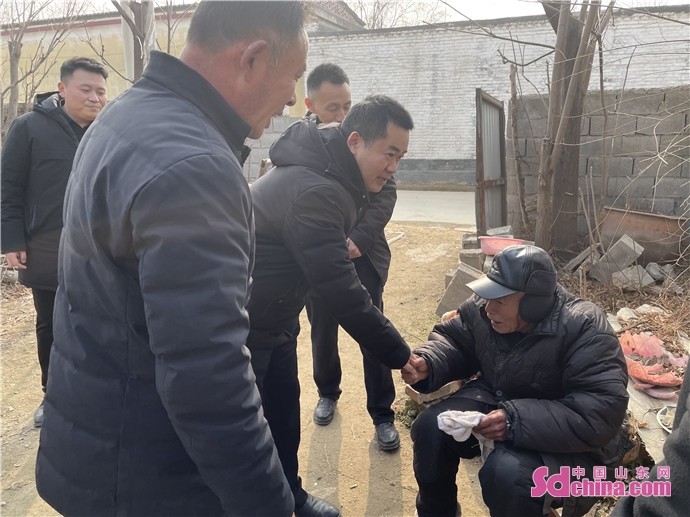 菏泽市行政审批服务局刘建东局长到巨野县陶庙镇调研走访