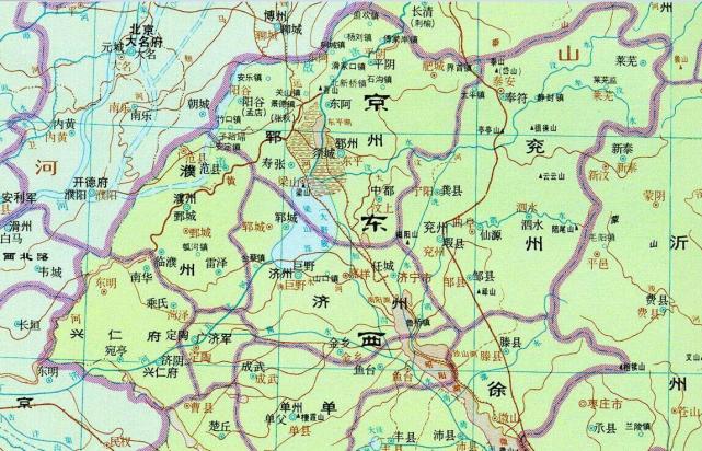 从五代时期到北宋末年,黄河曾前后三次发生大的决堤,洪水汇集到梁山
