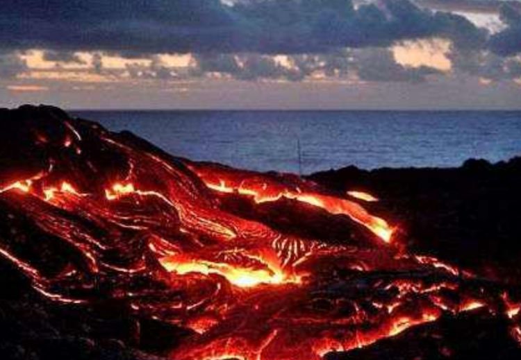 日本传来噩耗富士山喷火口数量猛增6倍是受汤加火山影响吗