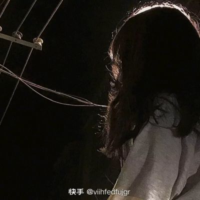 emo时你会需要的丧系女头