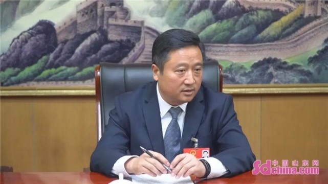 成武县第十九届人民代表大会第一次会议主席团第一次会议召开