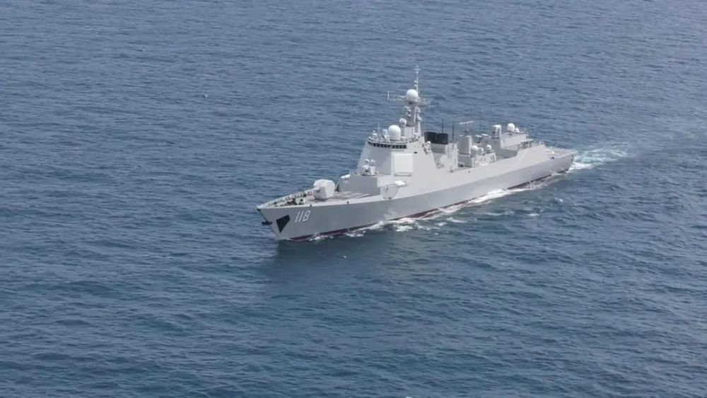 中伊俄三国举行第二次海上联合军事演习中国海军乌鲁木齐舰太湖舰圆满