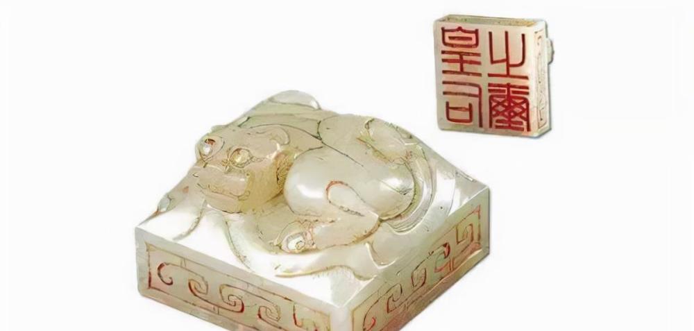 西汉皇后之玺其三,上官太后毕竟是刘询名义上的母亲,如果他废黜了上官
