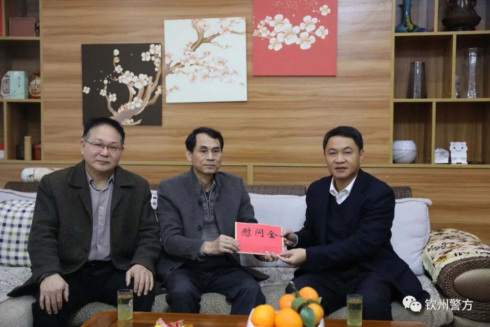 莫一格带队走访慰问军休干部和专家人才