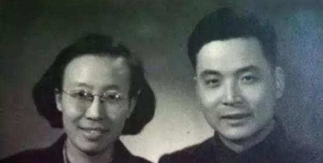 原子弹之父邓稼先的夫人许鹿希:父亲是副国级,现仍