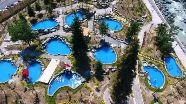 沙湾温泉是国家aaa级旅游景区,位于新疆塔城地区沙湾县西南78公里处