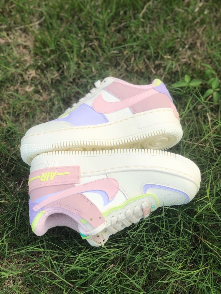 "cashmere" 低帮增高 休闲板鞋 女款 马卡龙粉外观配色nike af1