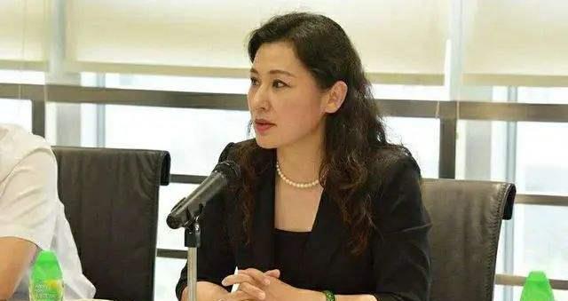 中国最美女校长姜虹汕头大学首位女校长集美貌与才华一身