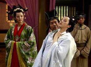 当刘皇后得知李宸妃生的儿子并未死时,于是将其收养,这个孩子就这样成