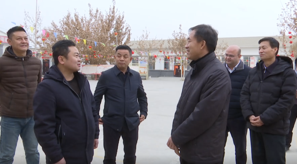 新春慰问麦盖提县委书记陈强开展春节前走访慰问活动