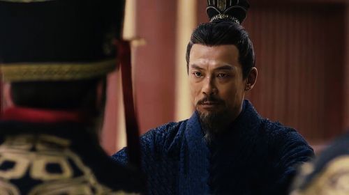 而且荀彧乐于举荐人才,像后来的荀攸,郭嘉,程昱,戏志才,司马懿,全都