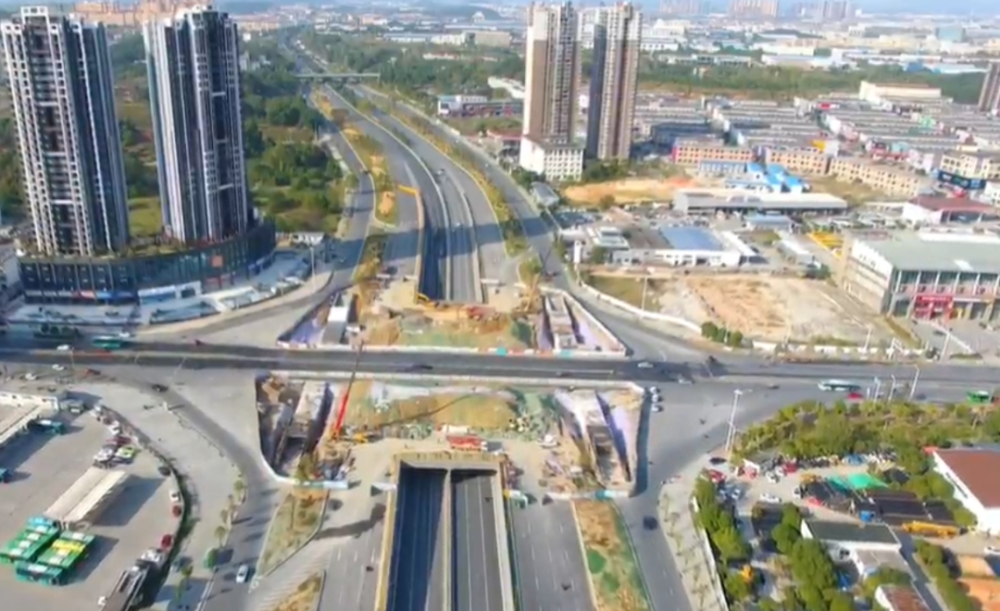 据悉,除了高架桥,宜春大道全线的锦绣大道,宜阳大道,秀江西路地下道路