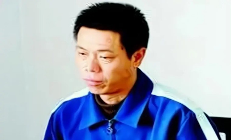 老实人杨树明在警察眼皮底下连杀9人专挑红衣女只为找刺激