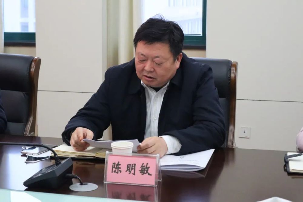 陈明敏指出党史学习教育启动以来,区卫健委党委认真落实中央和省市区