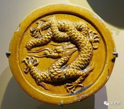 北京皇家园林及敕建寺庙龙纹瓦当(作者摄)考古揭示西周时期的建筑