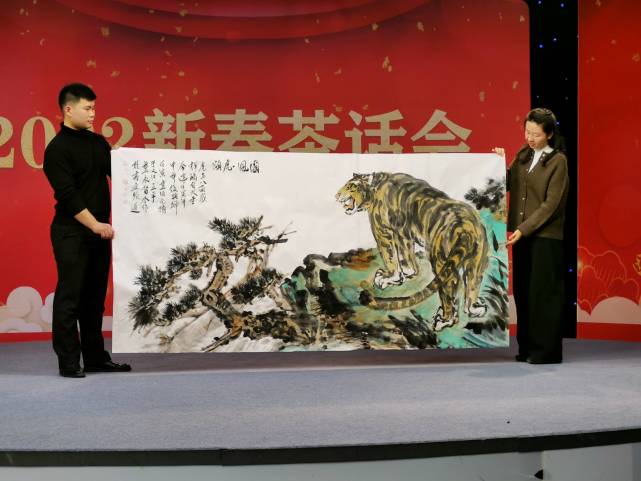 烟台画家董永智应邀登上央视书画频道画虎节目初定于正月初一播出