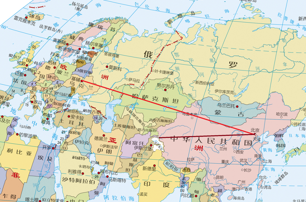 从平面地图上看,北京到乌克兰首都基辅的直线距离为6450公里,比北京到