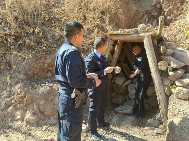 【蜀黍话平安】石登乡"靶向式"督查,全面拔除岁末年初安全生产和综治