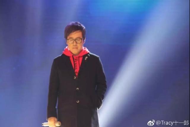 张宇妻子十一郎:忍受张宇多次出轨,等来浪子回头,如今幸福37年