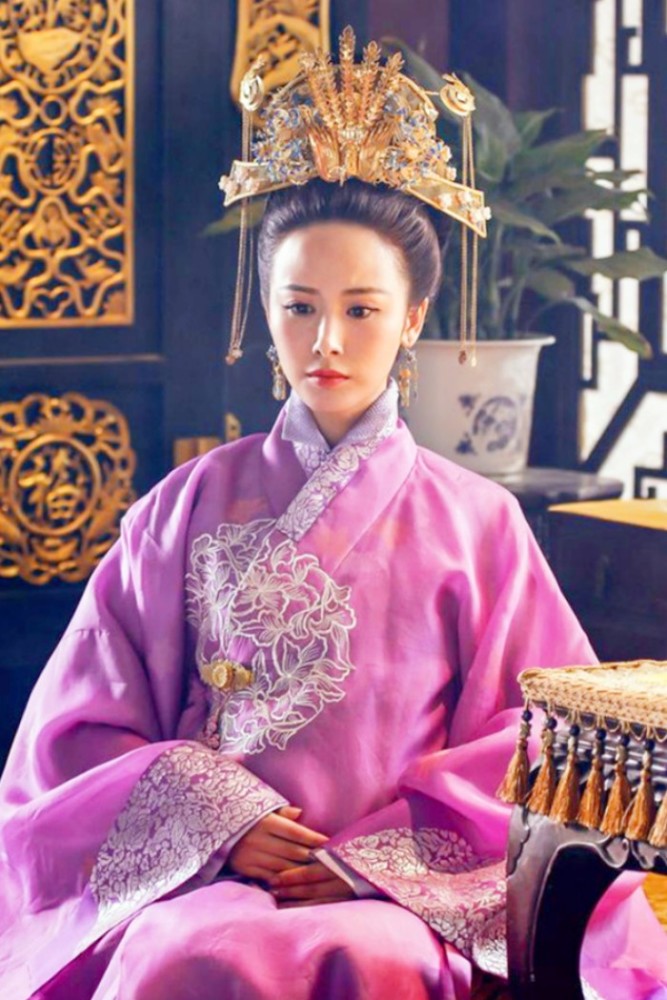 朱祁镇的妻子母亲和弟弟都那么优秀为何他本人却如此不堪入目