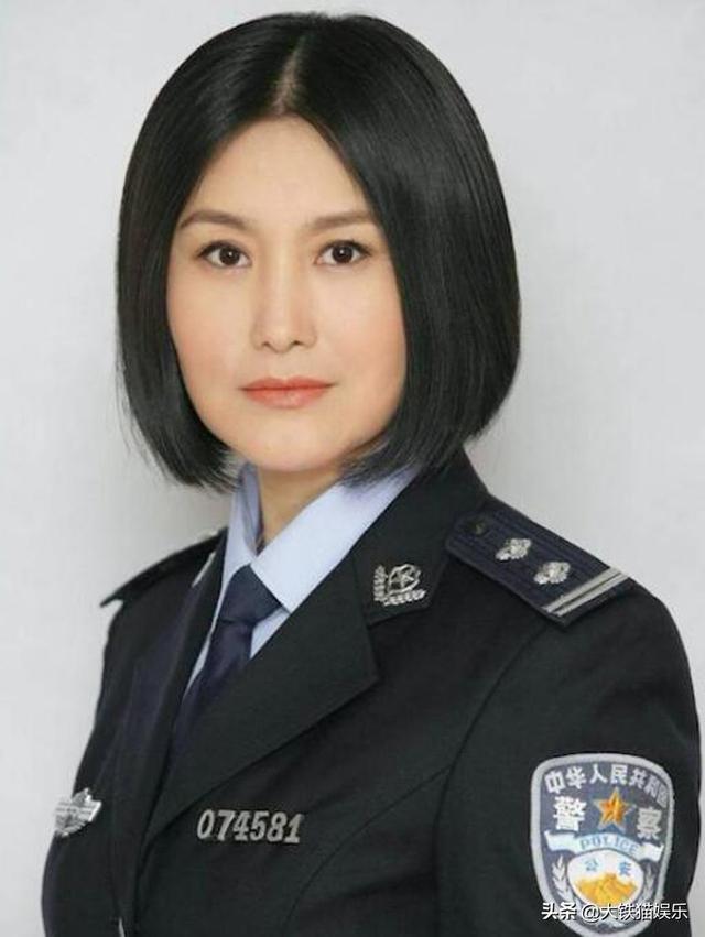 端着一张脸就别演警花了,这四位女演员告诉你,啥是飒爽长官气派