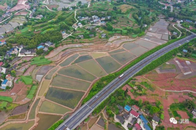 胜利镇三叉沟村2021年度四川省乡村振兴重点帮扶优秀村飞龙镇五家岩村