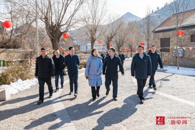 民盟淄博市委会赴沂源县燕崖镇朱家户村走访慰问