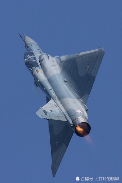 今日武器装备分享-法国幻影2000战斗机