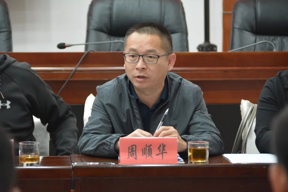 普洱市法检两院领导到景谷县征询市人大代表政协委员意见建议