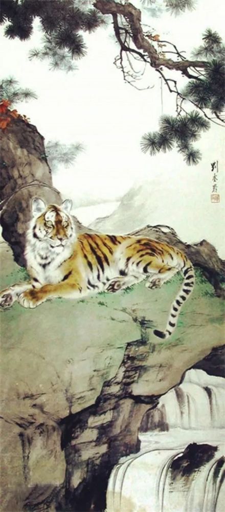 张善孖《虎戏山岗图》张善孖《虎行图》张善孖《虎卧云峰图》张善孖