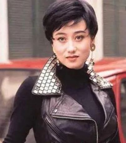 和周润发合作的十大美艳女星,赵雅芝不算最漂亮,第一位最迷人