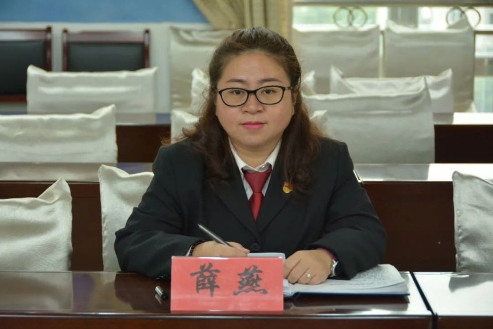 普洱市法检两院领导到景谷县征询市人大代表政协委员意见建议