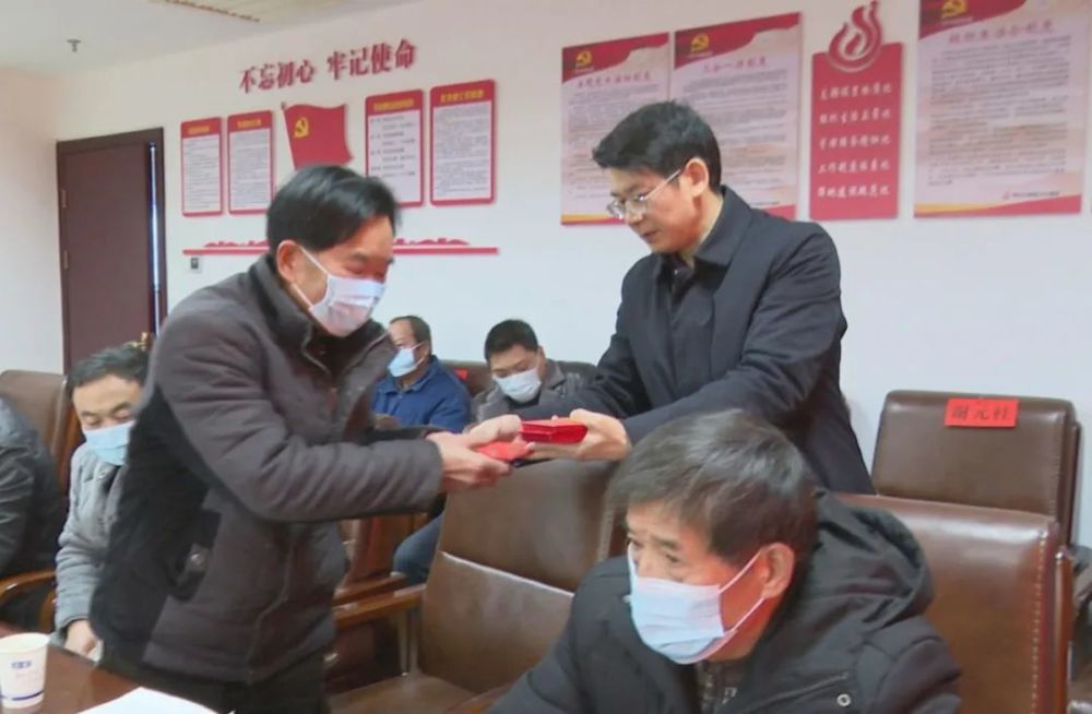 祝福传真情关爱暖人心丨冷水江市领导集中走访慰问