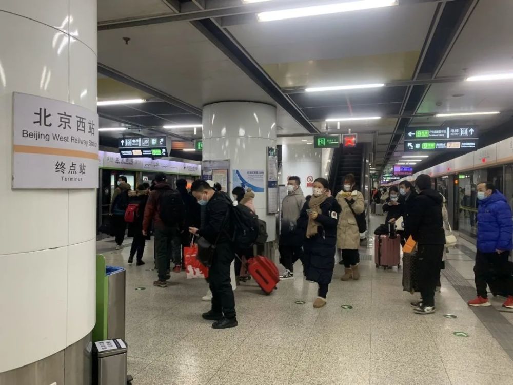 暖心2022北京西站春运最前线护航回家路