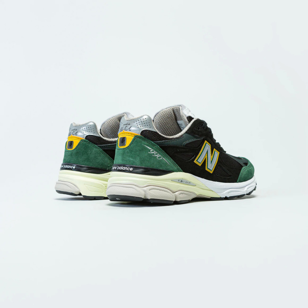 newbalance990v3