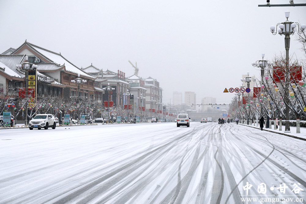 甘谷瑞雪兆丰年冀城再现银装雪景