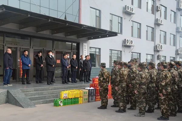 【林讯】交城县四大班子领导慰问关帝山国有林管理局林草防火专业队