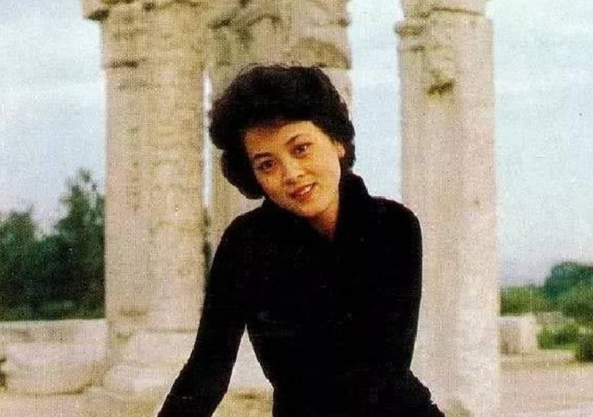 80年代当红女星陈肖依与演员卢君离婚后现在人生状况怎样