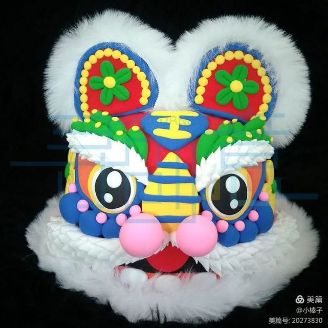 虎头帽,是以老虎为形象的,中国民间儿童服饰中比较典型的一种童帽样式