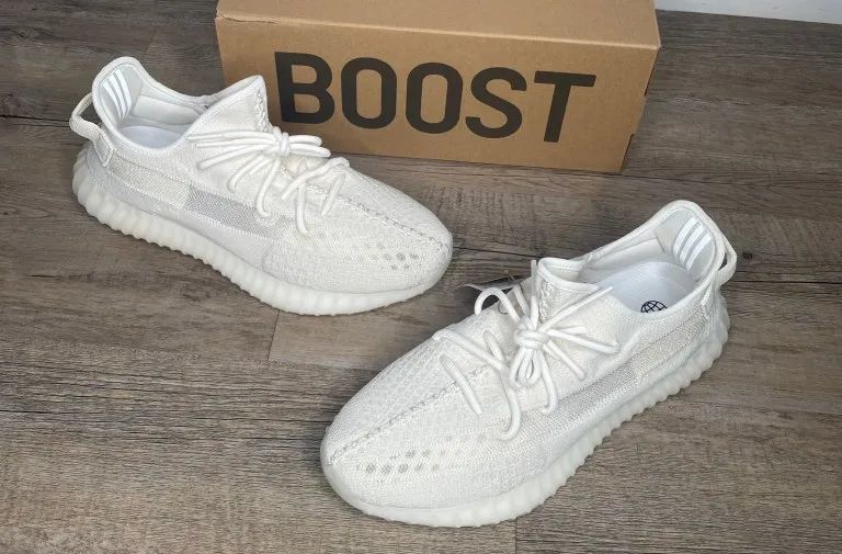 yeezy350骨白配色实物更新static设计上脚比白冰淇淋更好看
