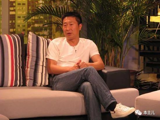 4位丑演员,娶的老婆一个比一个漂亮