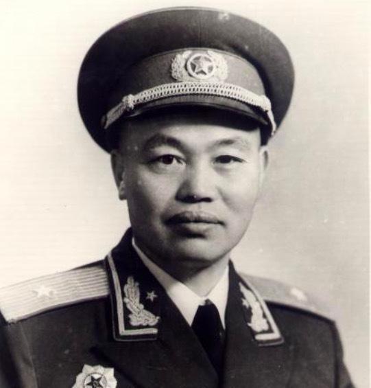 他们都是1943年时晋察冀第2分区的团政委,55年为何就他授大校?