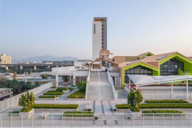 中小学建筑设计:深圳东部湾区实验学校/案例