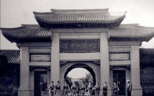 三大国立大学之一,历史上很牛,山西大学前身是1902年创办的山西大学堂